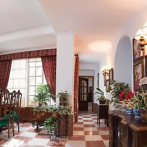 Bed & Breakfast Boutique House Lujopobre, Montilla